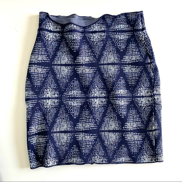 BCBG Geometric skirt - Picture 1 of 7